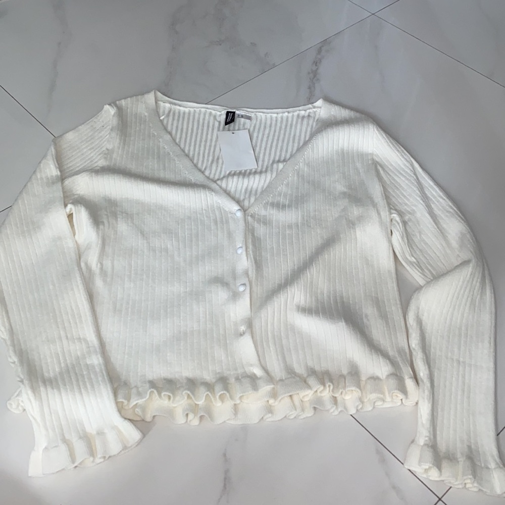 Ruffle ribbed long sleeve/cardigan